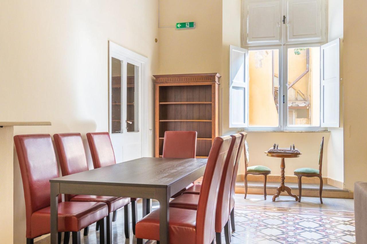 The House Of Thrones Appartement Viterbo Buitenkant foto